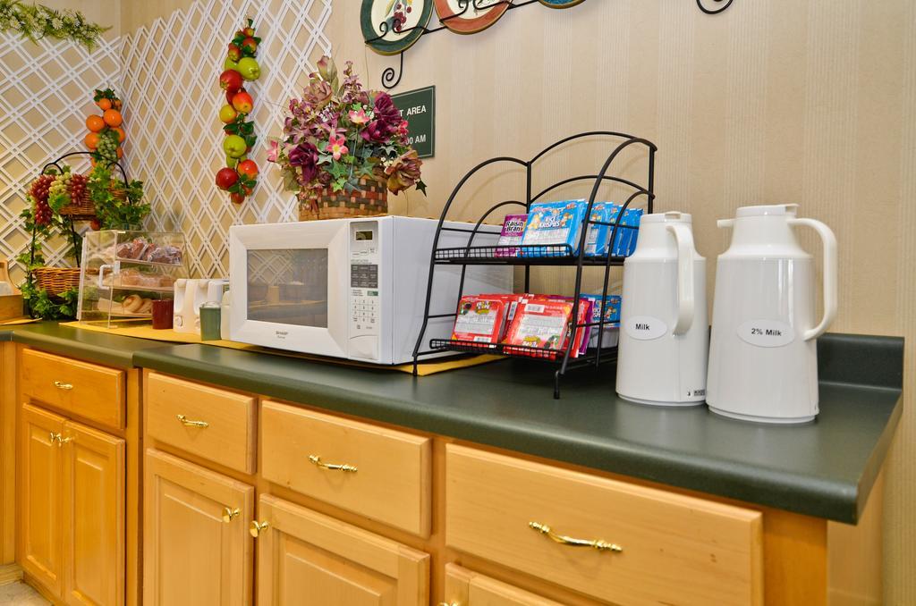 Hawkinsville Peach State Inn & Suites المظهر الخارجي الصورة