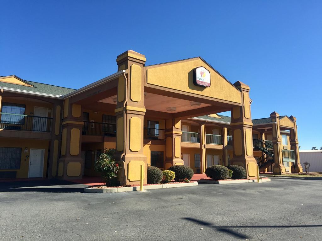 Hawkinsville Peach State Inn & Suites المظهر الخارجي الصورة